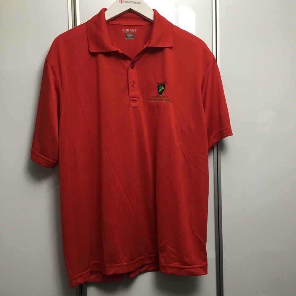 NWOT Aureus Dry Max Golf Polo Size M Club de Golf de l’Ile de Montreal Logo